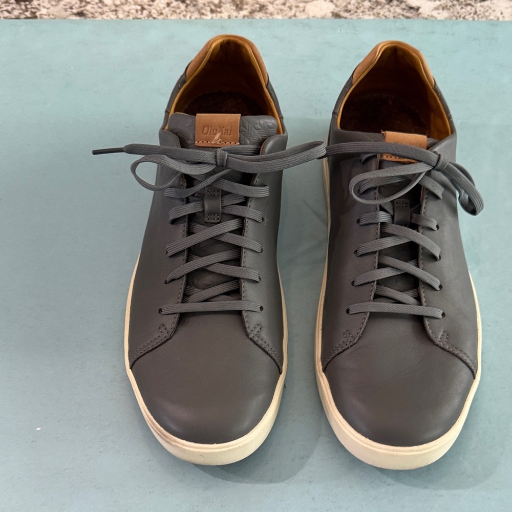 OluKai Men's Medium Gray Leather Sneakers